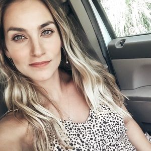 Meet your Posher, Lindsey